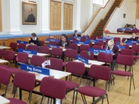 MiniMUNers in the Great Hall debate.JPG